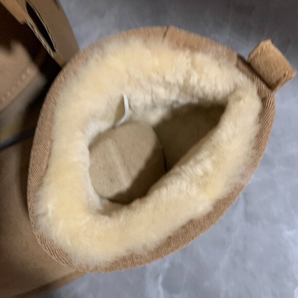 UGG Classic Ultra Mini - Picture 5 of 7